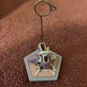 Pointe shoe Holder